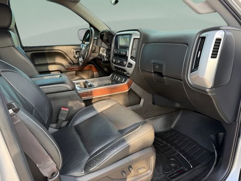Used 2015 GMC Sierra 1500 SLT w/ SLT Crew Cab Value Package AWD/4WD image 24