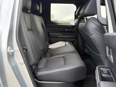 Certified 2025 Toyota Tacoma TRD Off-Road w/ TRD Off Road Premium Package AWD/4WD image 9