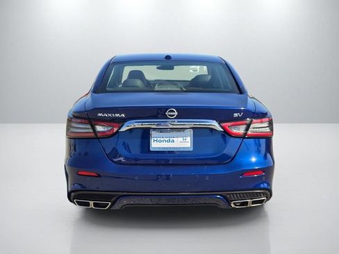 Used 2023 Nissan Maxima SV w/ Floor Mat Group FWD image 5