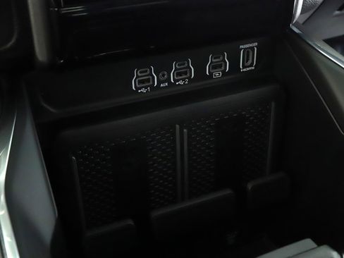 New 2026 RAM 1500 Laramie w/ Night Edition AWD/4WD image 17