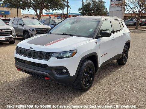 Used 2023 Jeep Compass Trailhawk image 1