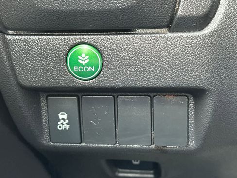 Used 2016 Honda Fit EX image 29