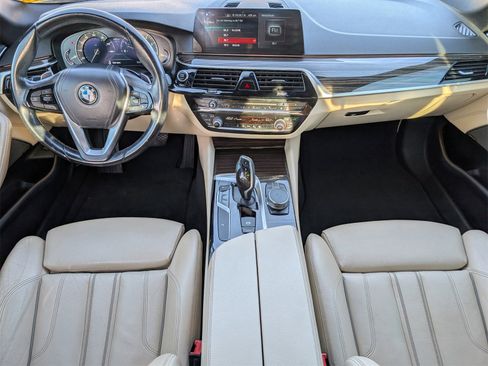 Used 2017 BMW 530i xDrive image 5