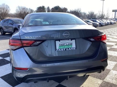 Used 2024 Nissan Sentra S image 8