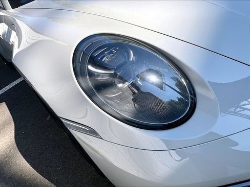 Certified 2022 Porsche 911 Carrera GTS RWD image 30