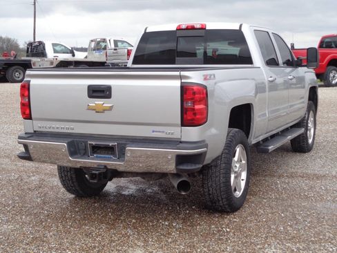 Used 2015 Chevrolet Silverado 2500 LTZ w/ Duramax Plus Package image 6