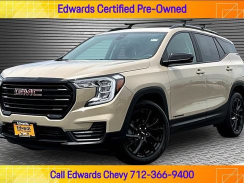 Used 2023 GMC Terrain SLE w/ Driver Convenience Package FWD image 1