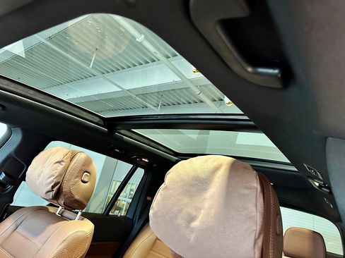 Certified 2025 Mercedes-Benz GLS 450 4MATIC image 12