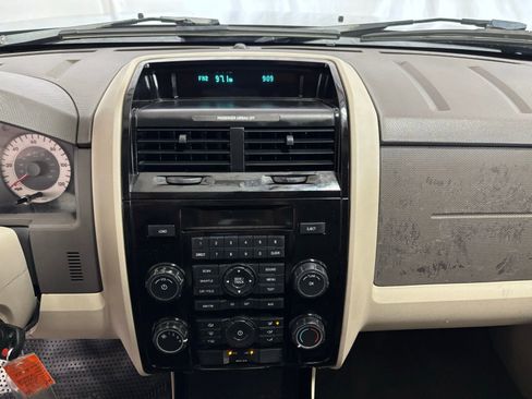 Used 2008 MAZDA Tribute i image 23