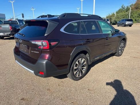 Used 2024 Subaru Outback Limited AWD/4WD image 3