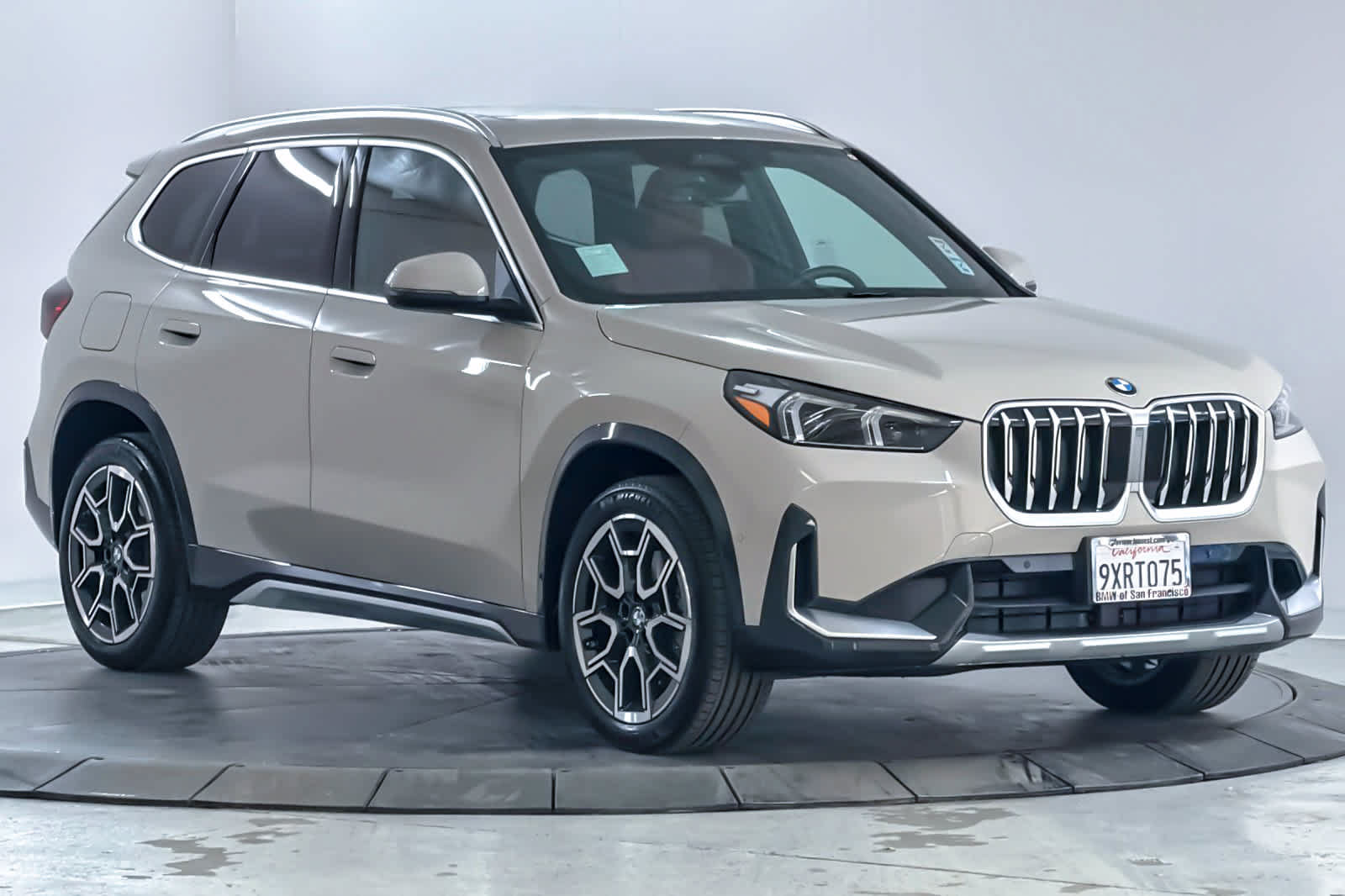 Used 2026 BMW X1 xDrive28i w/ Convenience Package AWD/4WD image 9