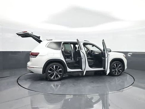 Used 2025 Volkswagen Atlas SEL Premium R-Line image 96