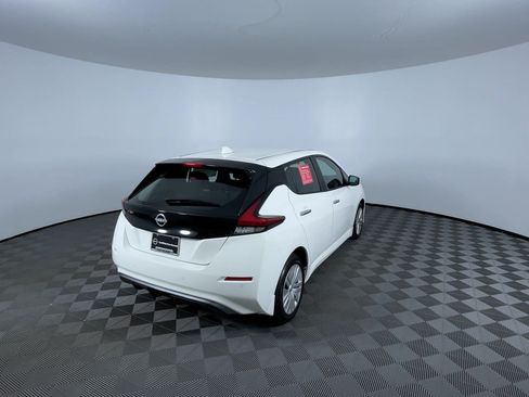 Certified 2025 Nissan Leaf S FWD image 8