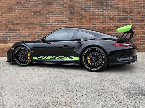 Used 2019 Porsche 911 GT3 RS image 3
