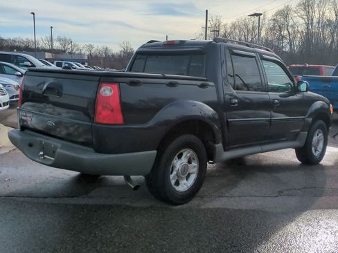 Used 2001 Ford Explorer Sport Trac 4x4 image 8