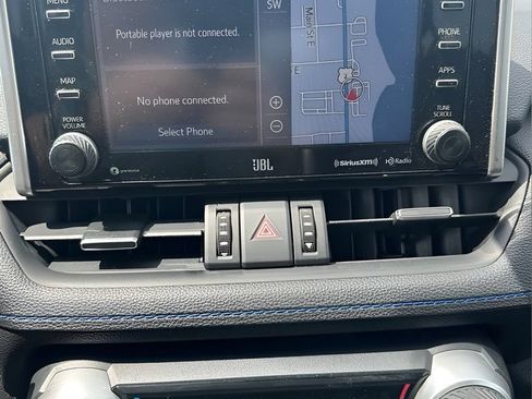 Used 2020 Toyota RAV4 XSE AWD/4WD image 11