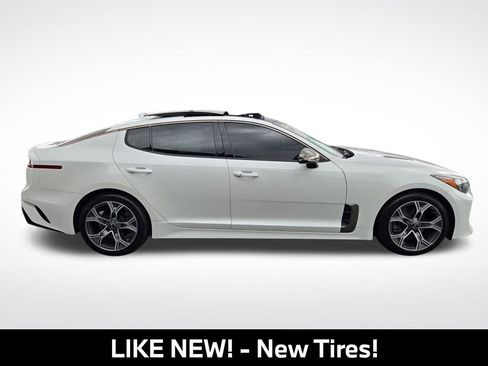 Used 2021 Kia Stinger GT-Line w/ Sun & Sound Package RWD image 10