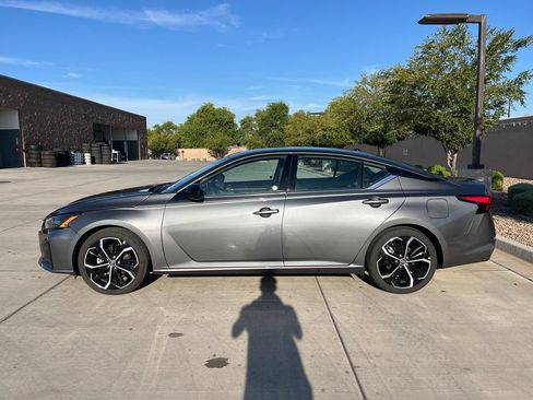 Used 2026 Nissan Altima 2.5 SR FWD image 10
