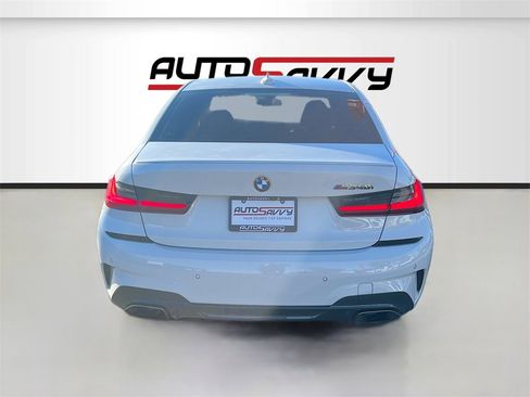 Used 2022 BMW M340i w/ Driving Assistance Package image 6