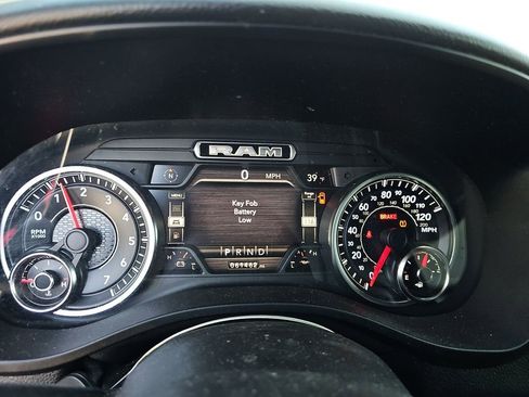 Used 2020 RAM 1500 Big Horn AWD/4WD image 2