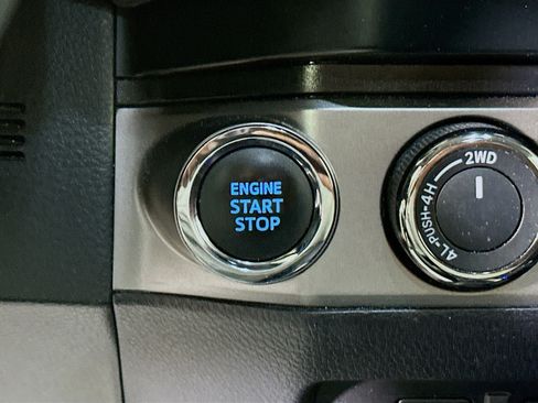 Used 2023 Toyota Tacoma SR5 w/ Technology Package AWD/4WD image 20