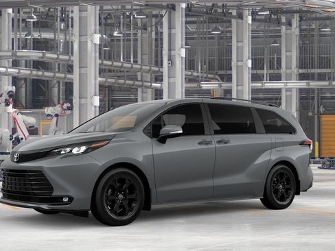 New 2026 Toyota Sienna XLE Woodland Edition image 7