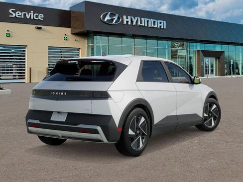 New 2026 Hyundai Ioniq 5 SEL AWD/4WD image 4