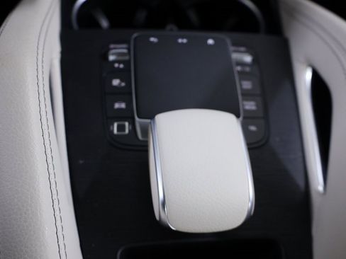 Used 2025 Mercedes-Benz GLE 350 4MATIC image 26