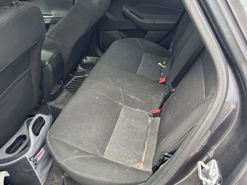 Used 2017 Ford Focus SE image 14