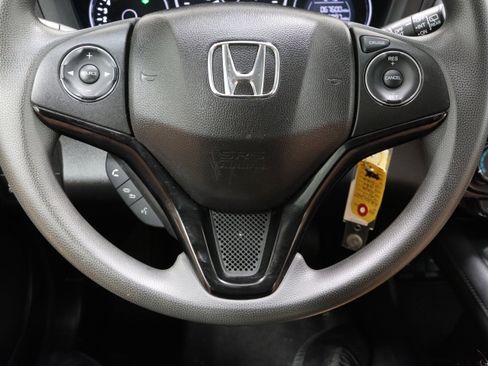 Used 2017 Honda HR-V LX image 21