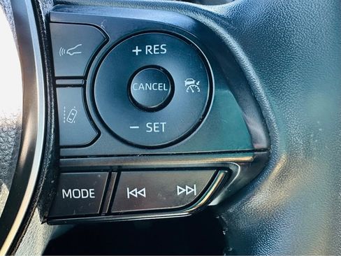 Used 2021 Toyota Corolla SE image 28