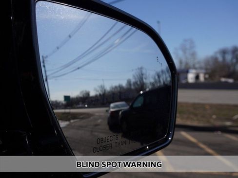 Used 2024 Ford Expedition Limited image 7