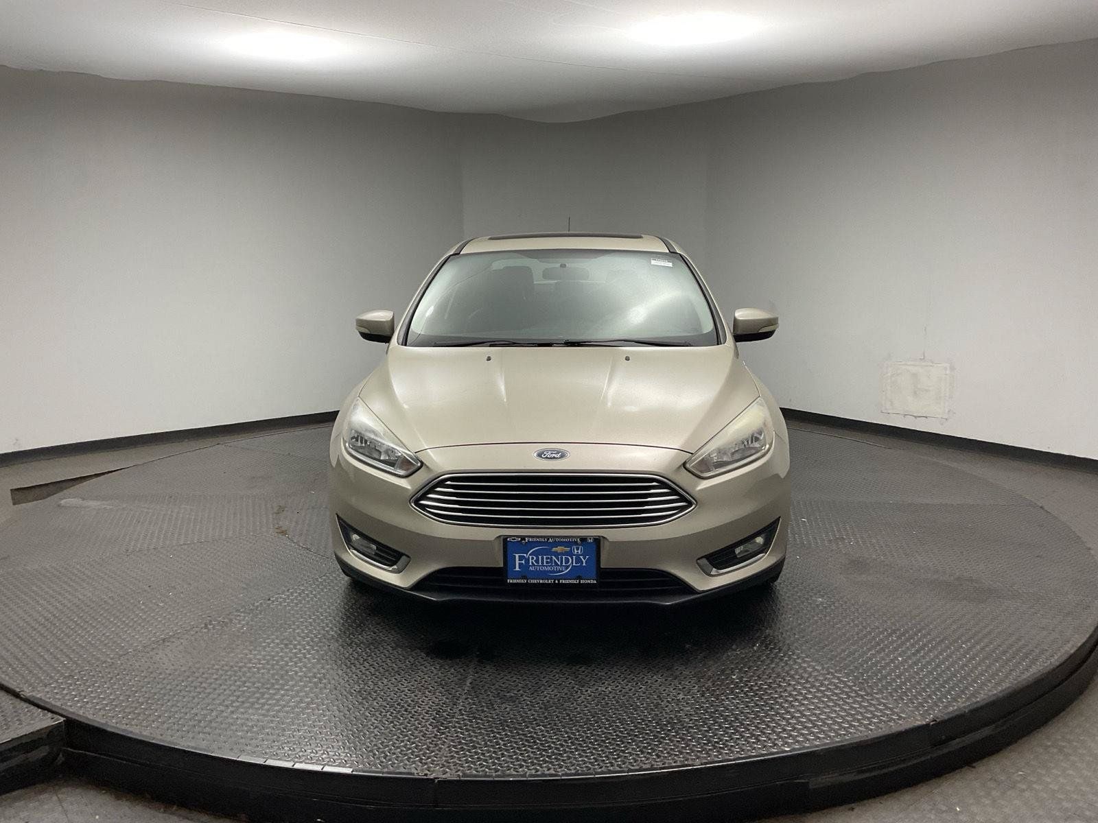 Used 2017 Ford Focus Titanium FWD image 2