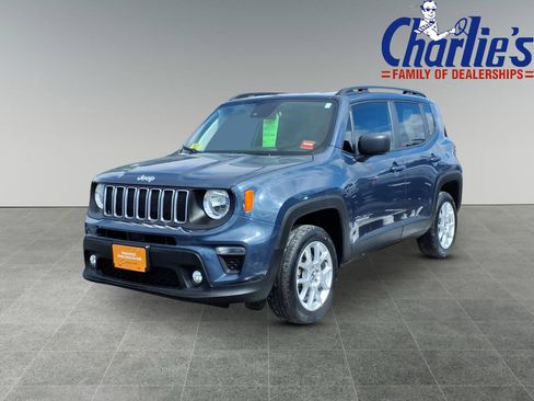 Used 2023 Jeep Renegade Latitude w/ Premium Group AWD/4WD image 1