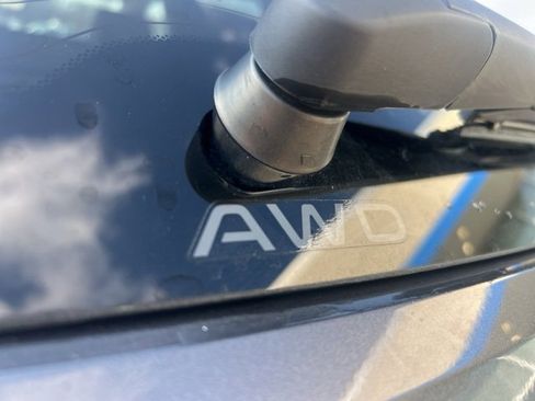 Used 2026 Honda HR-V LX image 9