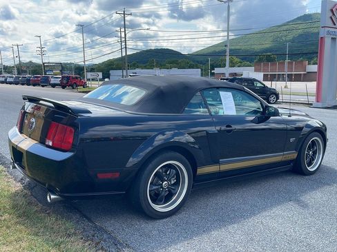 Used 2006 Ford Mustang GT Premium RWD image 7
