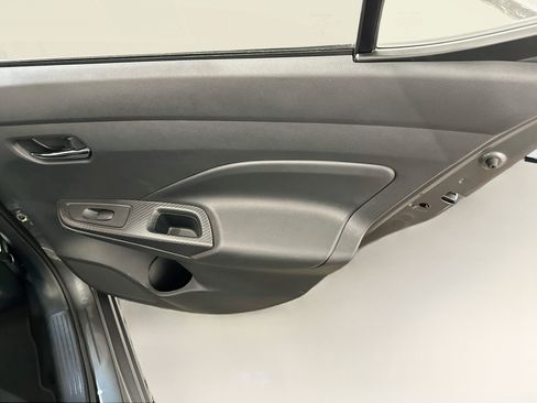 Used 2025 Nissan Versa SV FWD image 29
