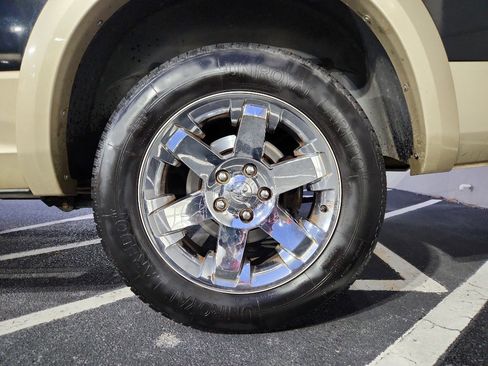 Used 2012 RAM 1500 Laramie Longhorn image 31