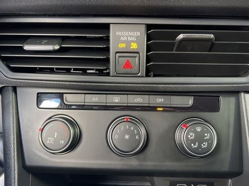 Used 2021 Volkswagen Jetta S w/ Driver Assistance Package image 19