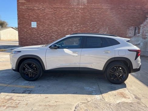 New 2026 Chevrolet Trax ACTIV image 3