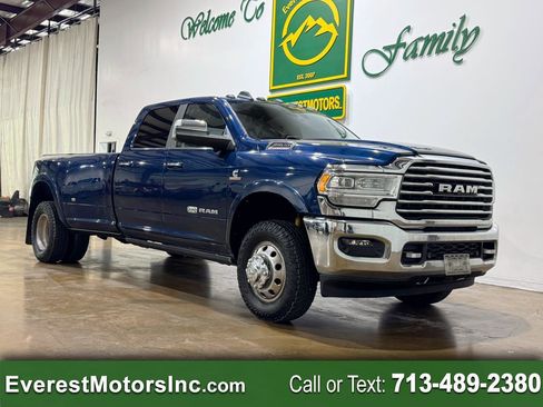 Used 2019 RAM 3500 Limited w/ Max Tow Package AWD/4WD image 1