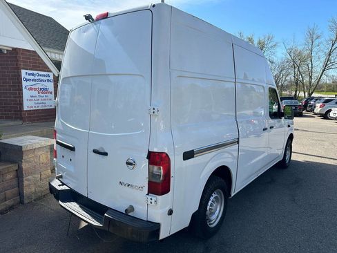 Used 2020 Nissan NV 2500 S image 8