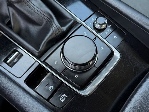 Used 2024 MAZDA MAZDA3 s image 26