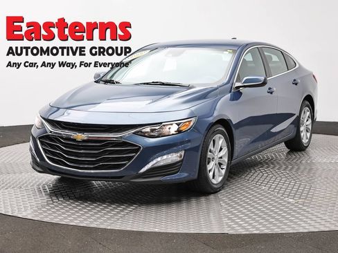 Used 2024 Chevrolet Malibu LT FWD image 1