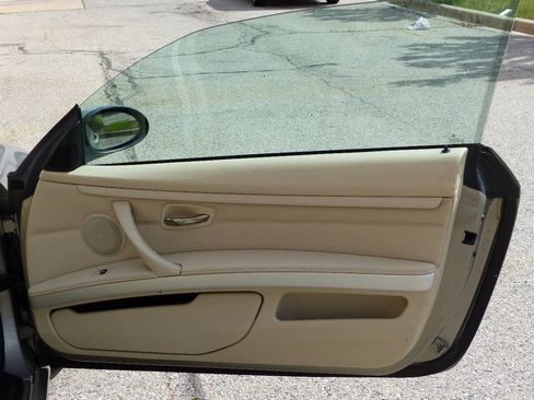 Used 2008 BMW 328i Convertible RWD image 22