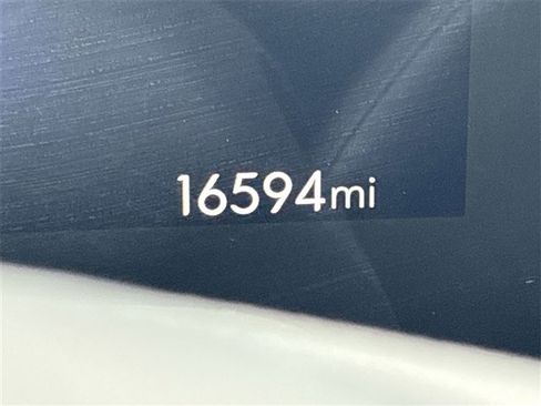 Used 2024 Buick Envista Sport Touring w/ Convenience I Package image 12