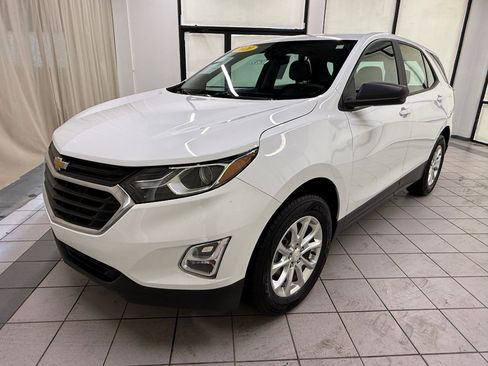 Used 2020 Chevrolet Equinox LS image 10