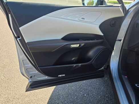 New 2026 Lexus RX 450h Luxury image 23