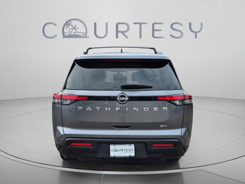 Certified 2024 Nissan Pathfinder SV w/ Cargo Package FWD image 6