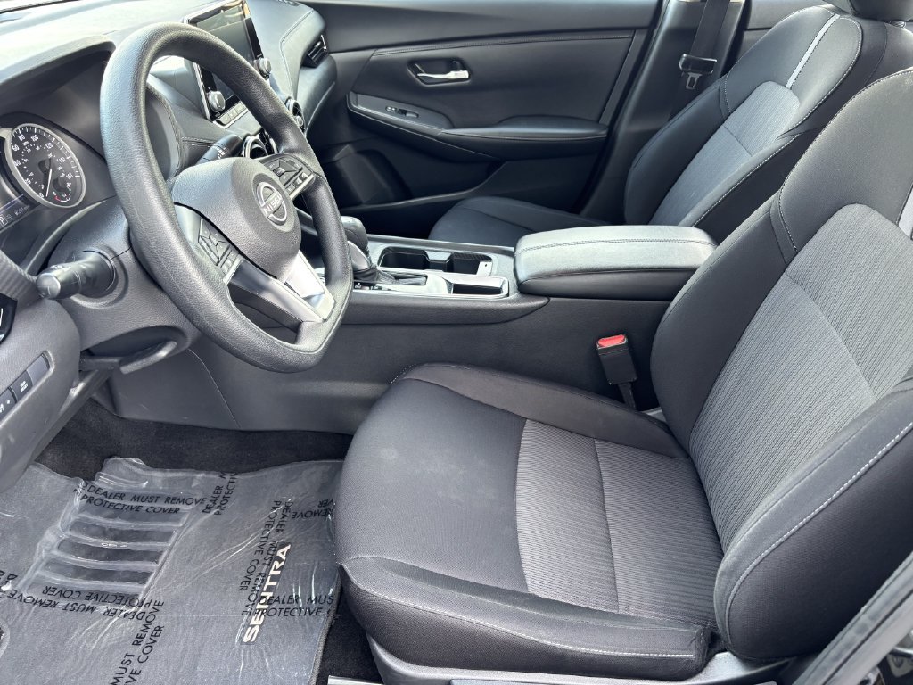Used 2024 Nissan Sentra SV FWD image 13